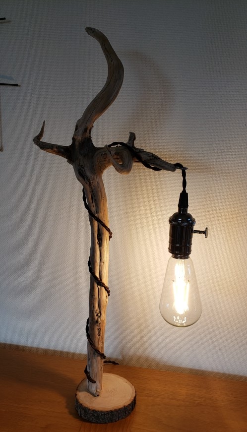 Lampe en bois