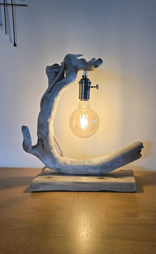 Lampe en bois