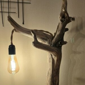 Lampe joli bois