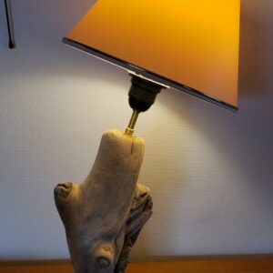Lampe penchée